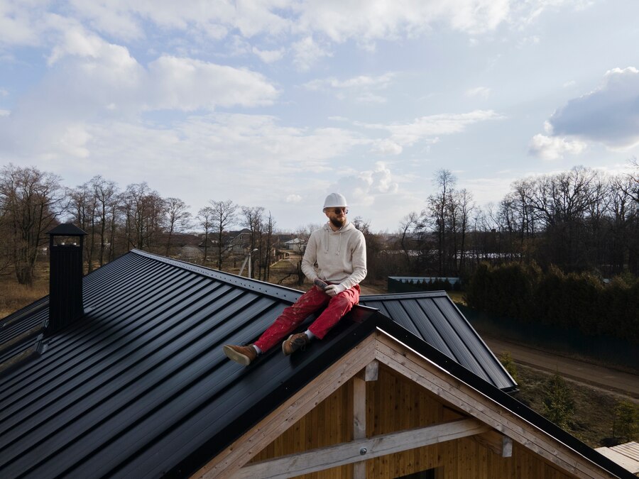 7 Tips For Choosing the Right Roofing Contractor For Your Home